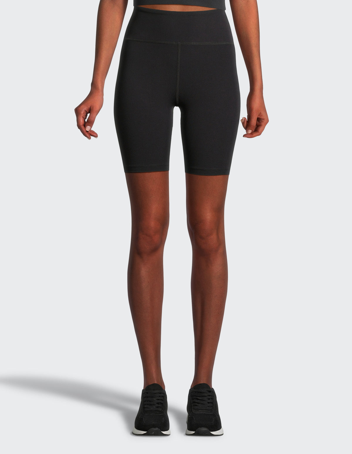Freja D 01 Shorts Damen