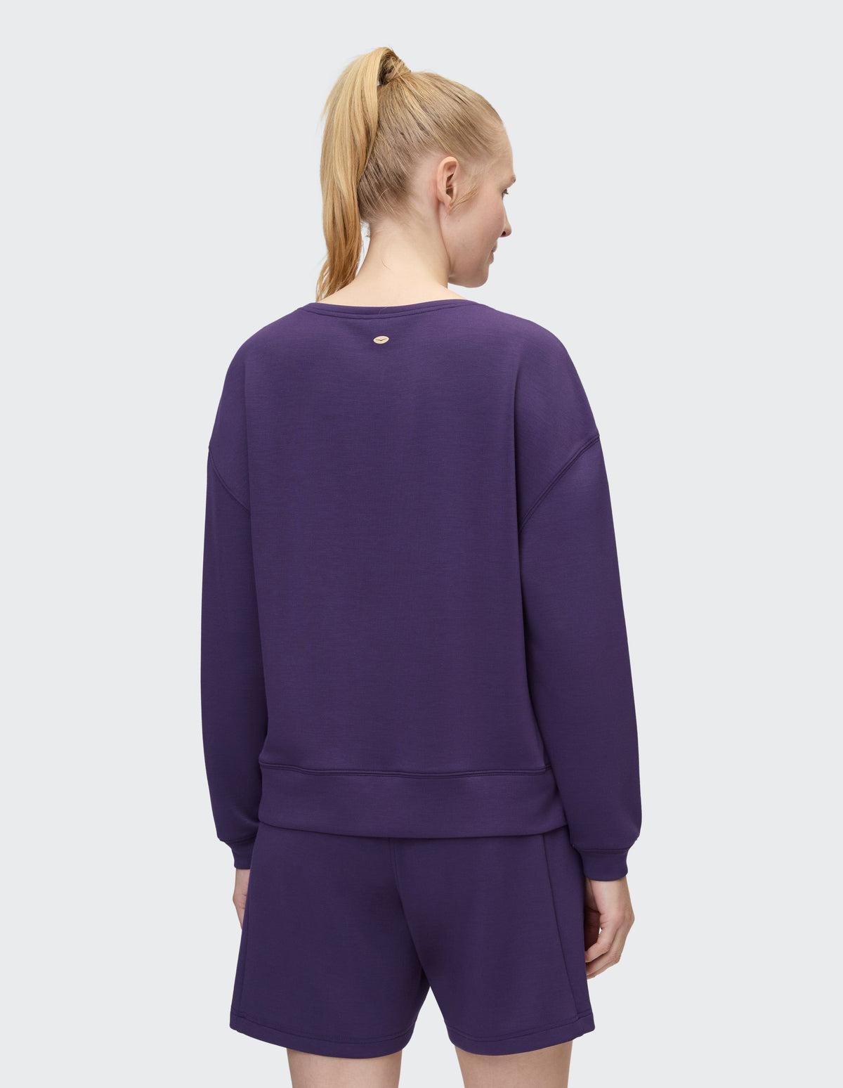 April 4069 01 Damen Sweatshirt
