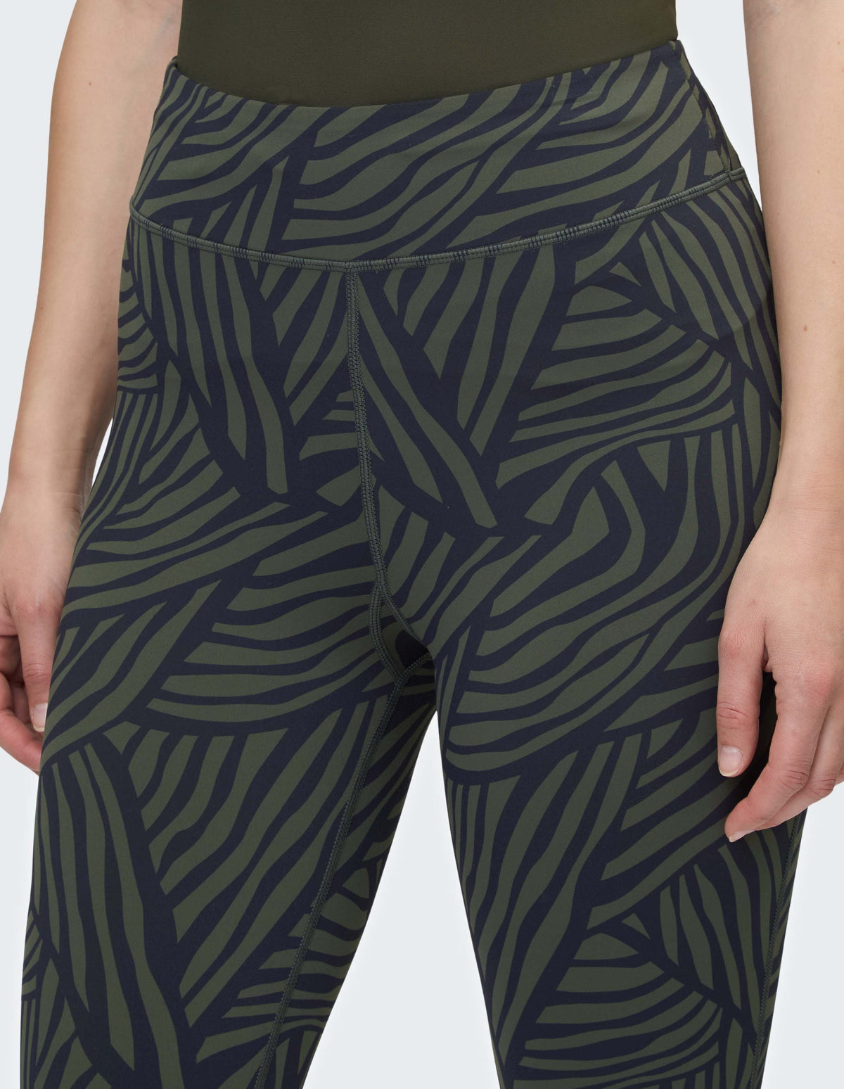 VB_Keeva 1117 AOP Tights 1/1