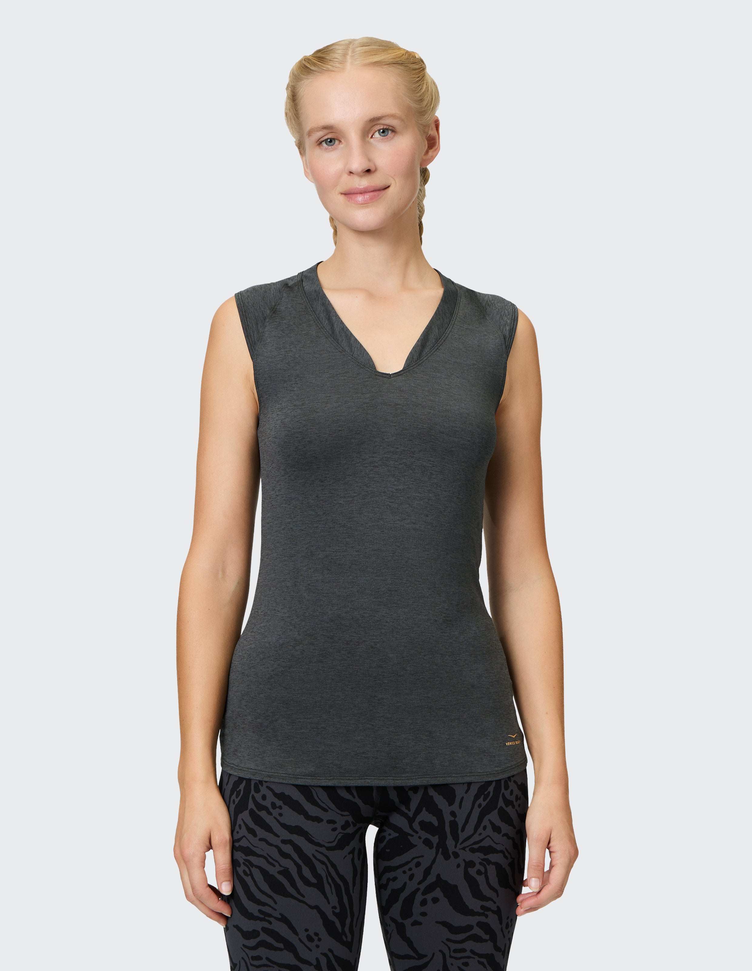 VB_Eleamee DMELZ T-Shirt
