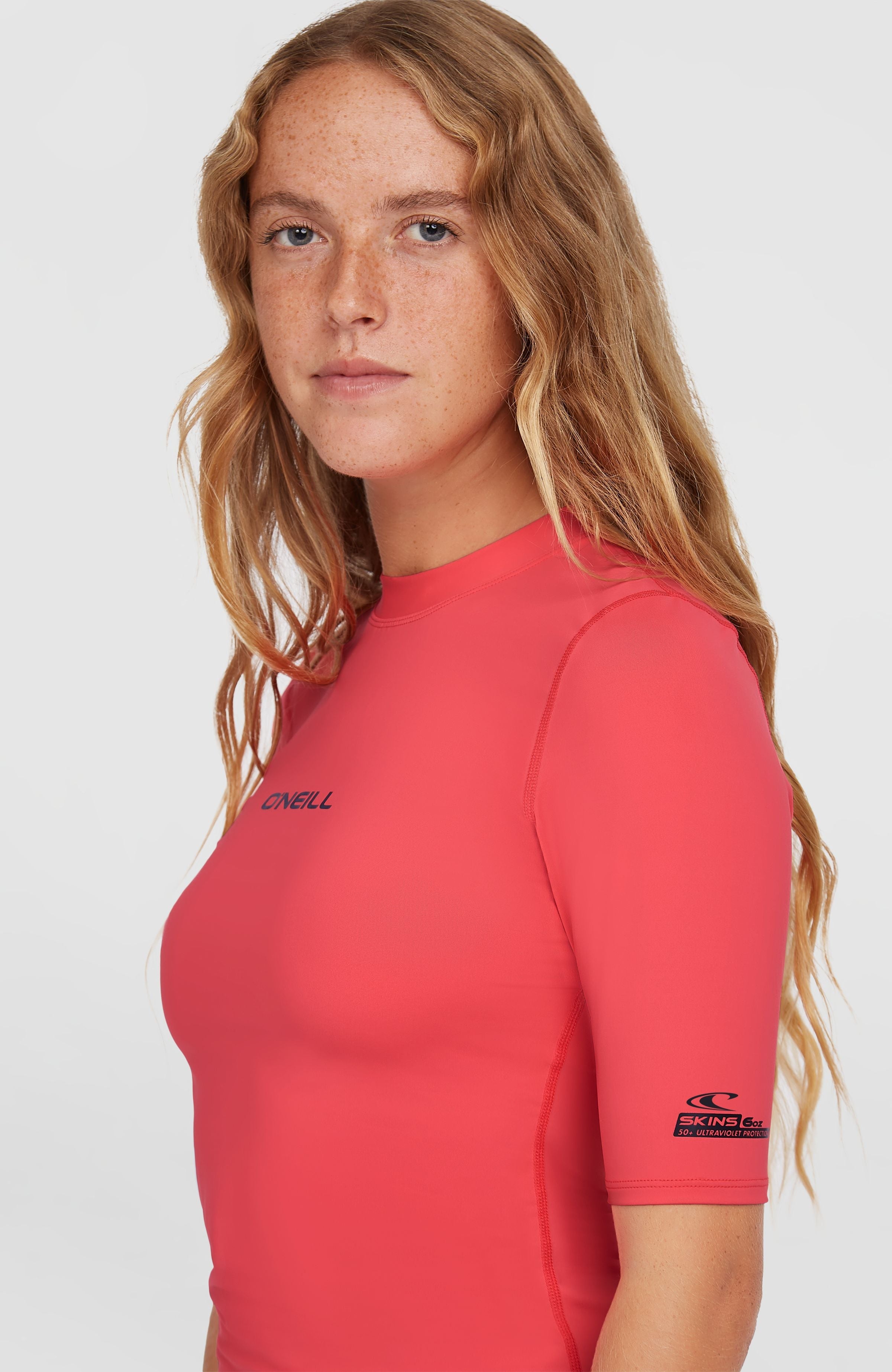 ESSENTIALS SKIN S/SLV