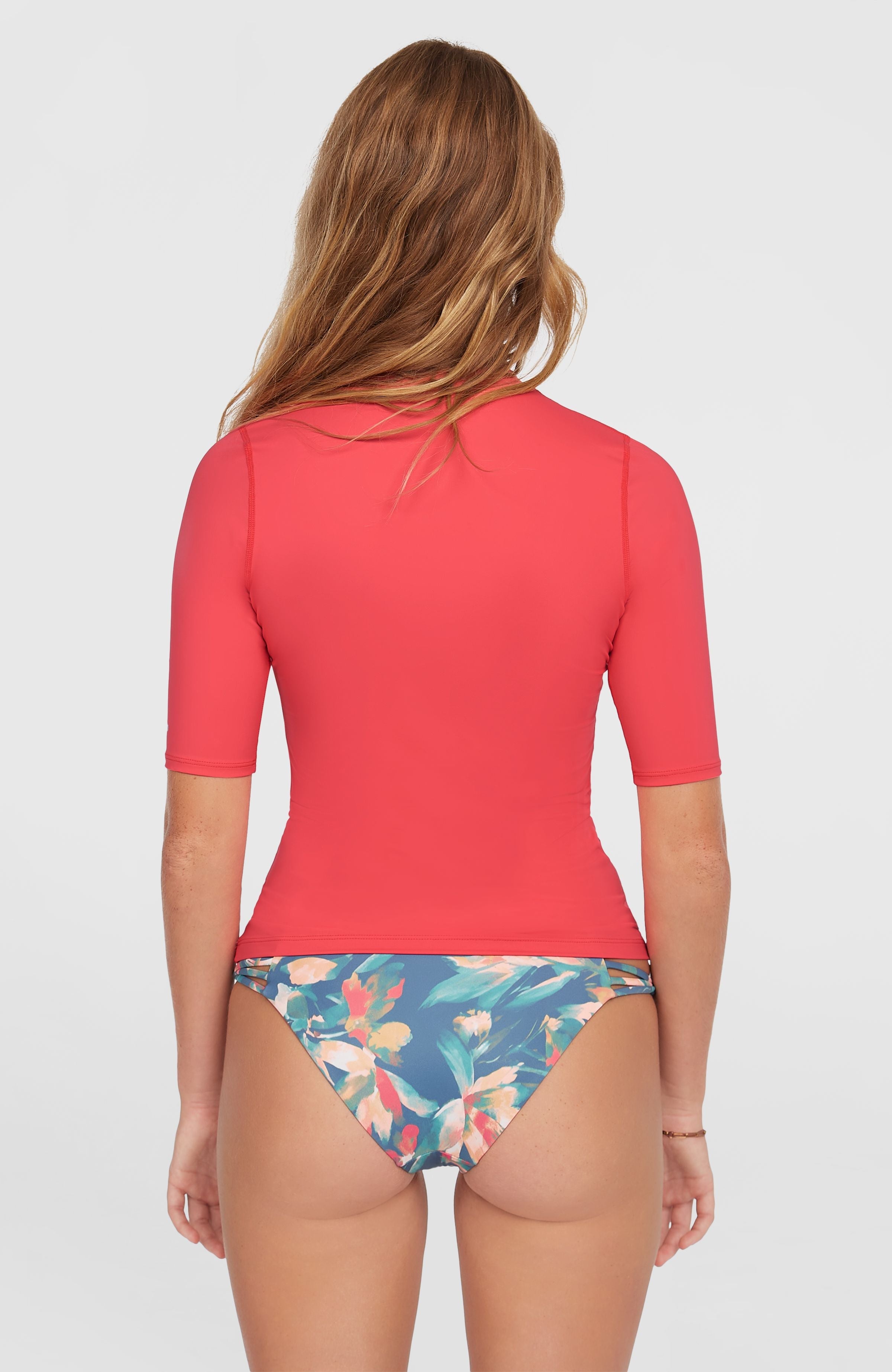 ESSENTIALS SKIN S/SLV