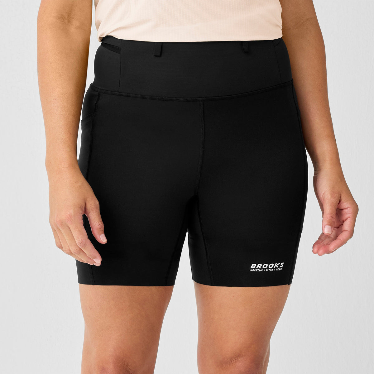 Cascadia Short Tight Damen Laufhose