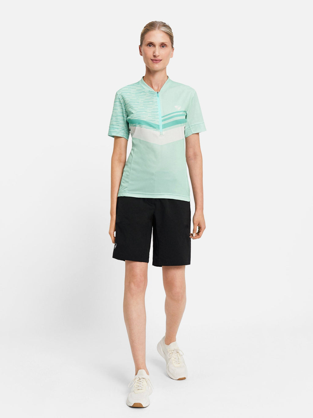 NAKOA-Z X-Function shorts lady
