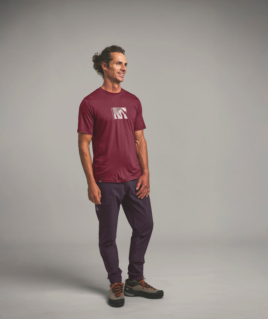TRACE PANTS M