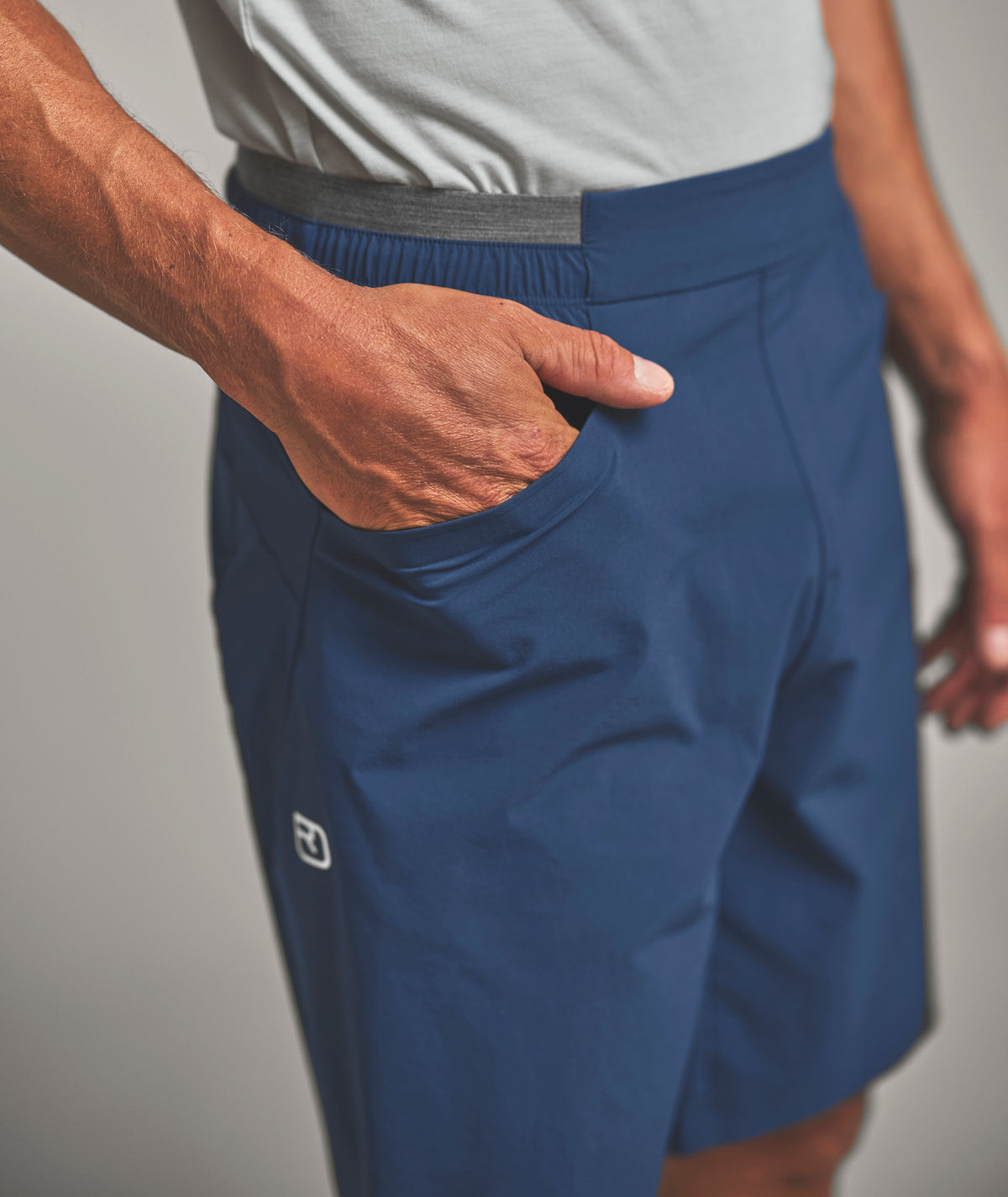TRACE SHORTS M