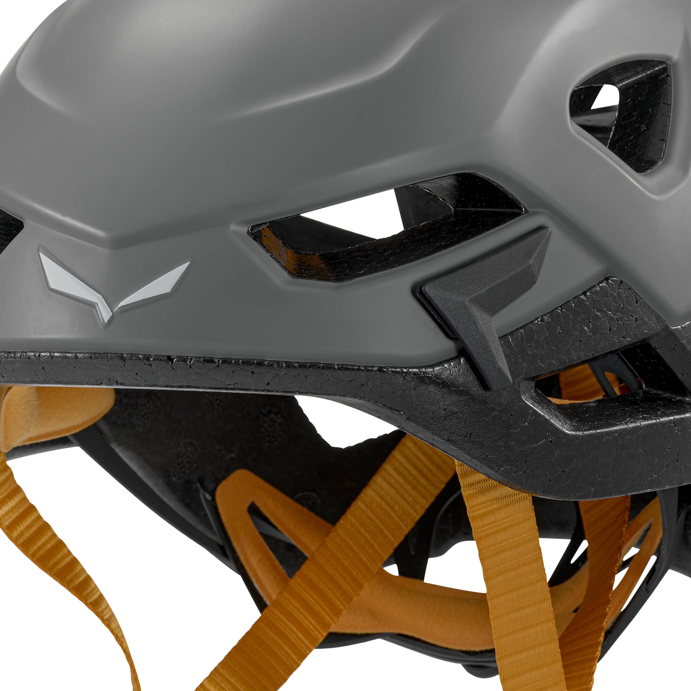 ARIA HELMET