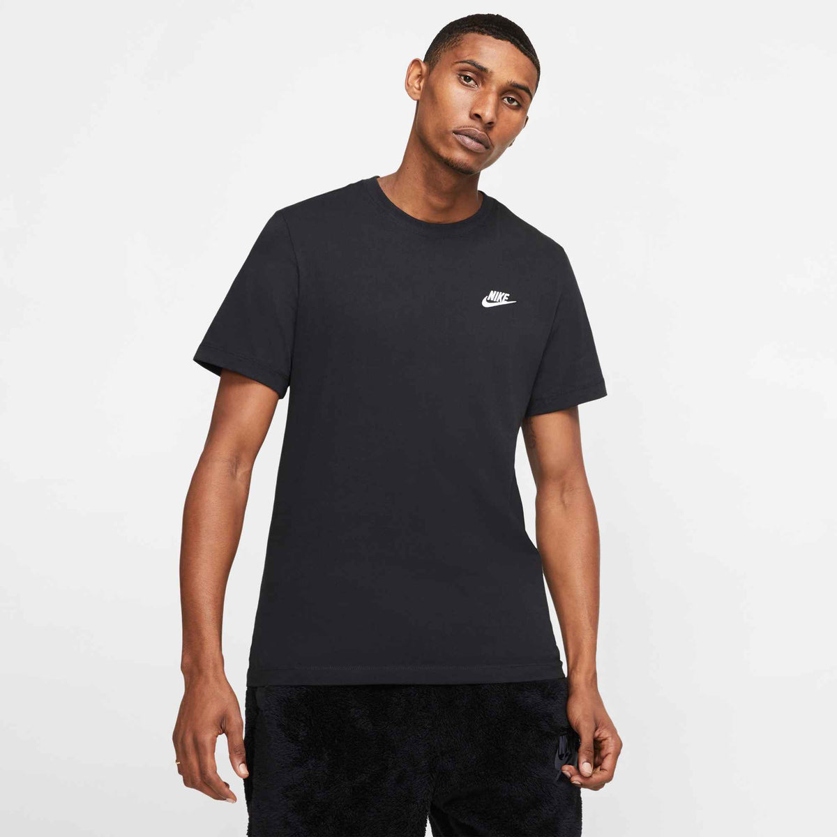 Herren CLUB TEE T-Shirt – Komfort & Stil