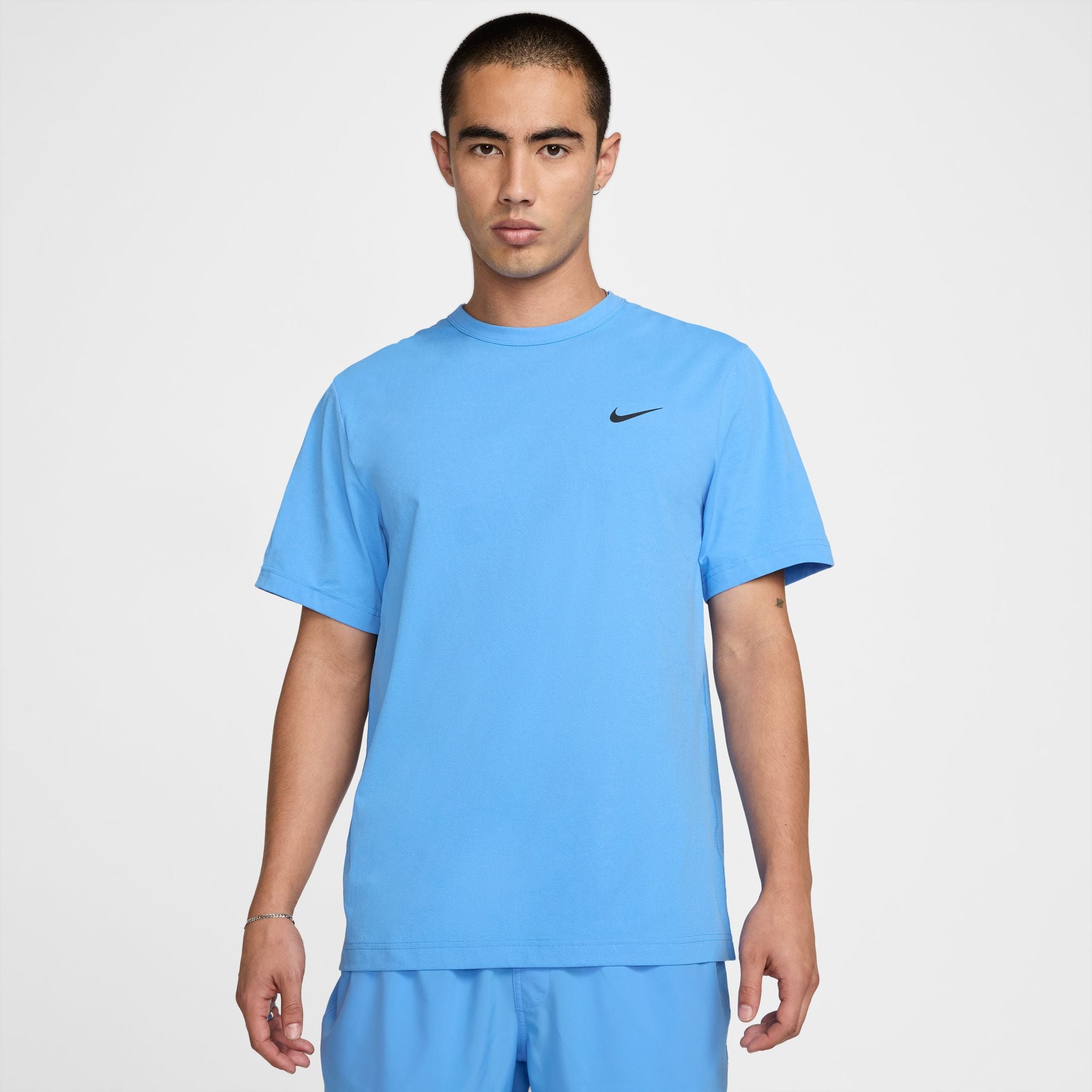 NIKE Herren Shirt M NK DF UV HYVERSE SS - Funktionsshirt