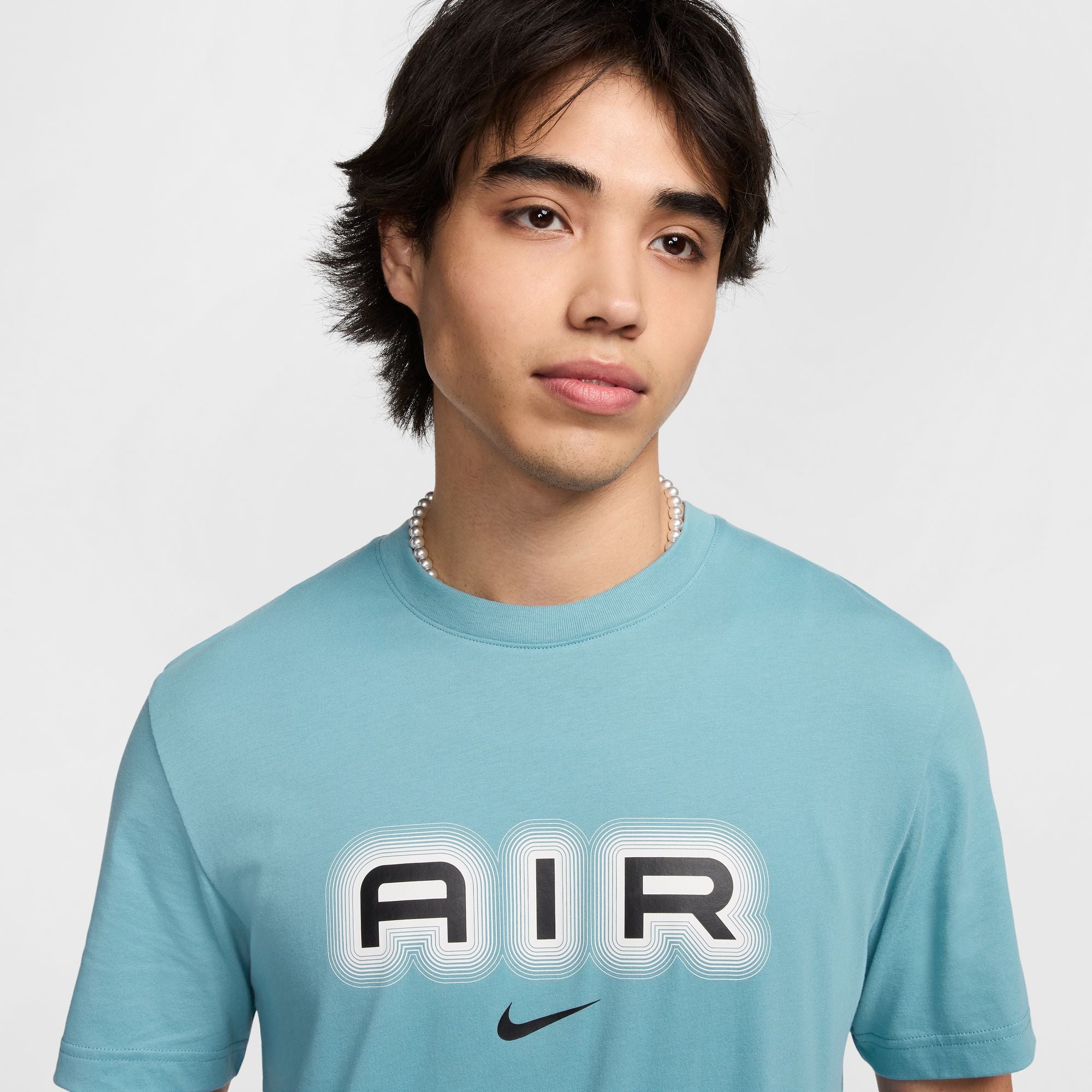 M NSW SW AIR GRAPHIC TEE