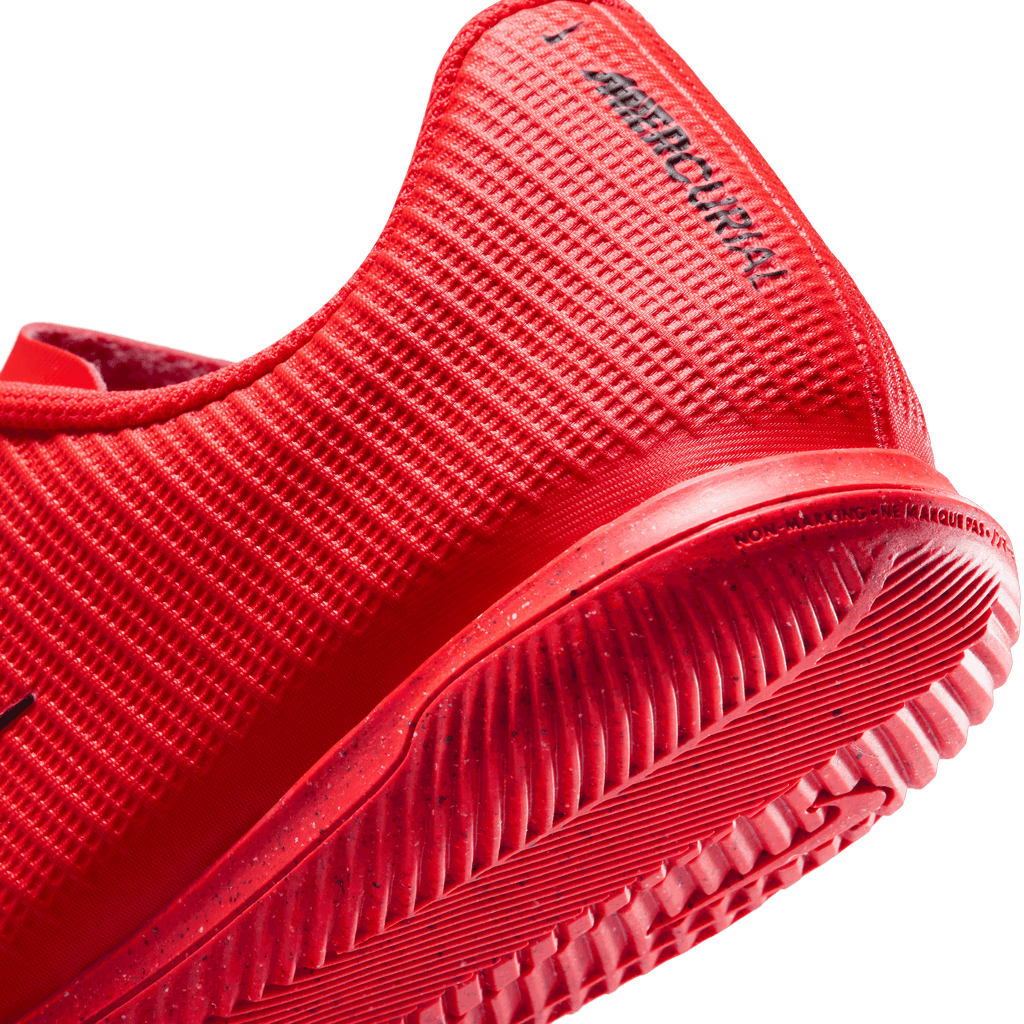 VAPOR 17 CLUB IC Kinder Fußballschuh