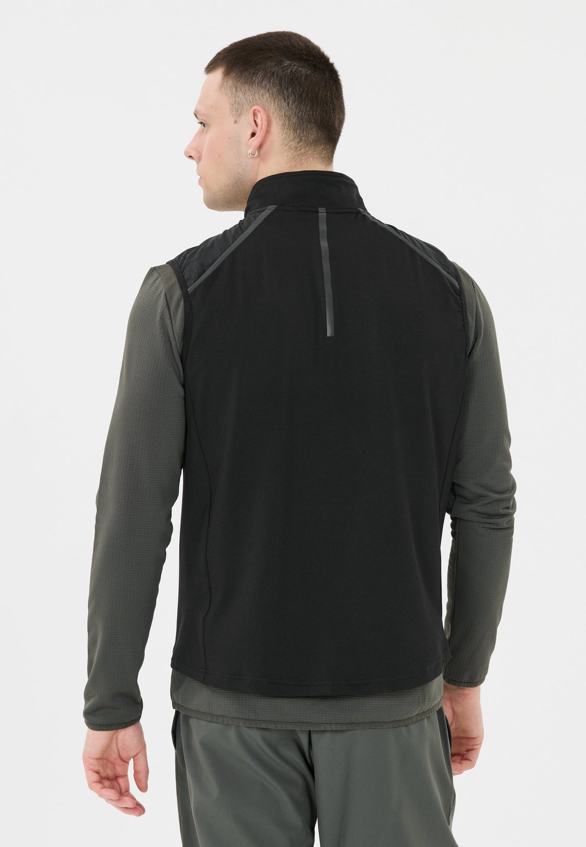 Jelawat M Vest