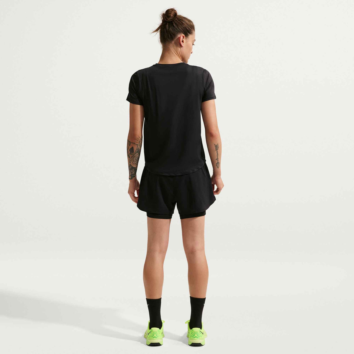 W NK ONE CLASSIC DF SS TOP Funktionsshirt