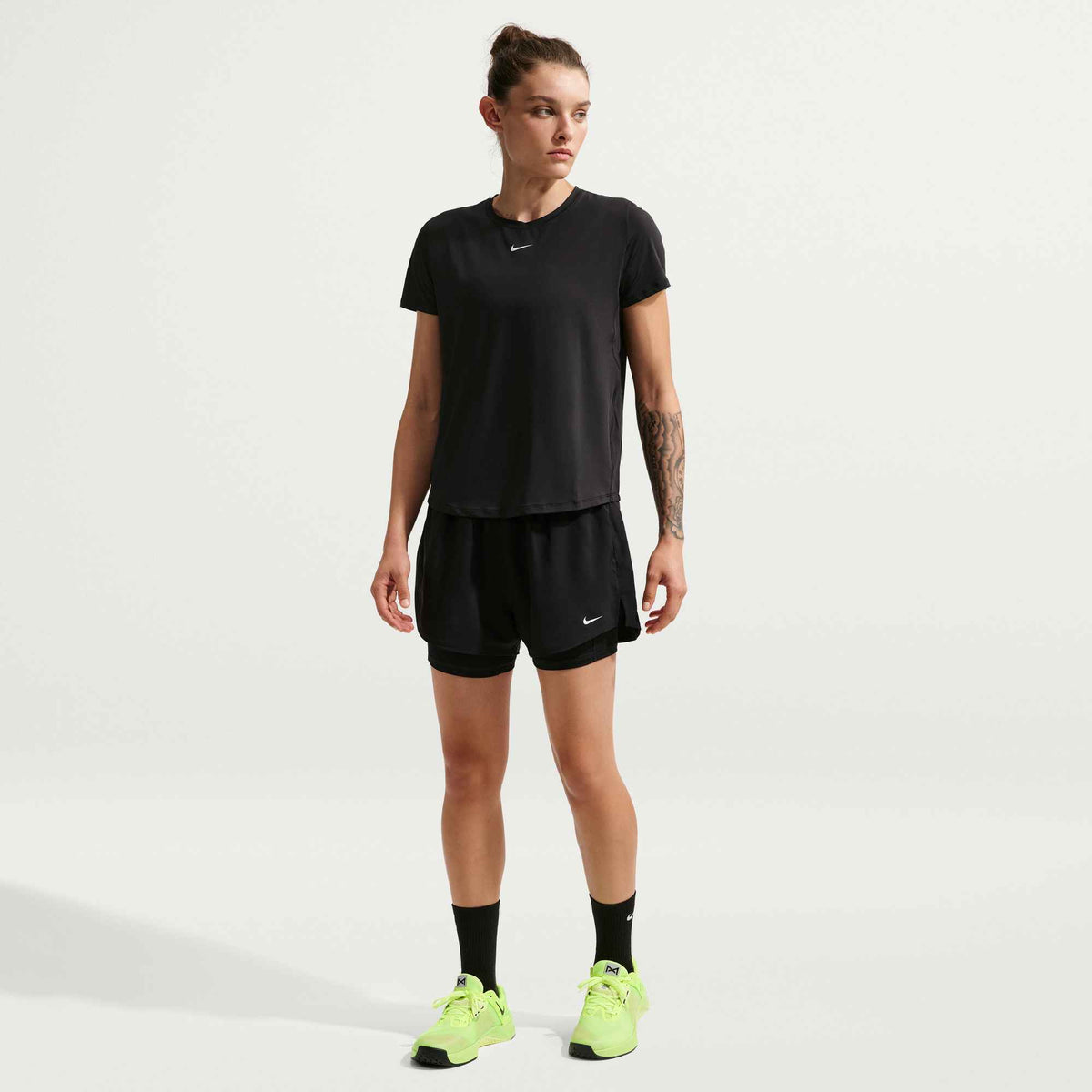 W NK ONE CLASSIC DF SS TOP Funktionsshirt