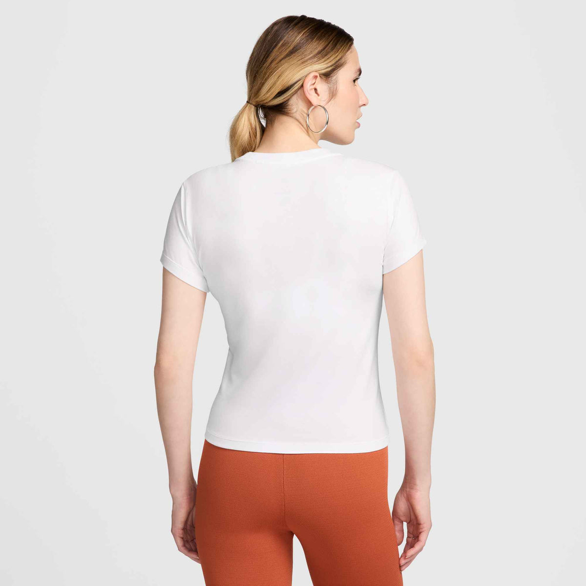 W NSW NK CHLL KNT MD CRP T-Shirt Damen