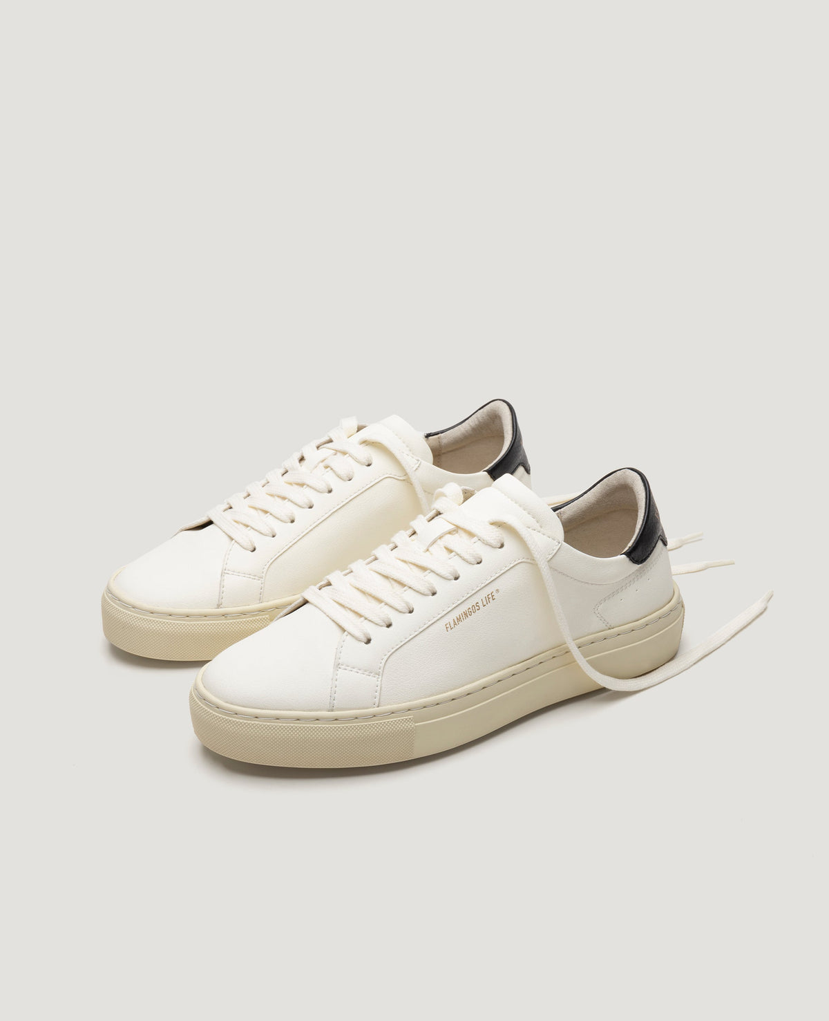 HAMTON COURT Veganer Sneaker mit Retro-Style