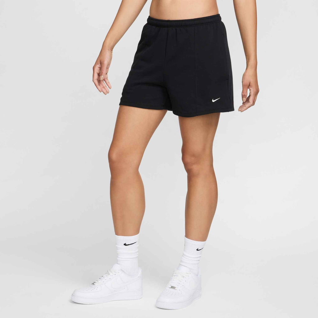 NSW NK CHLL FT MR 4IN SHORT Damen Freizeithose
