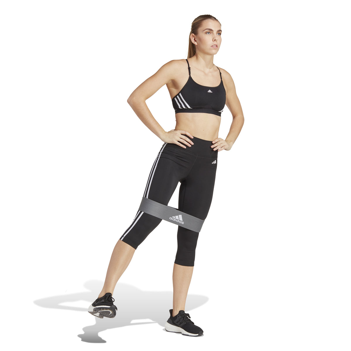 Train Essentials 3-Streifen High-Waisted Leggings