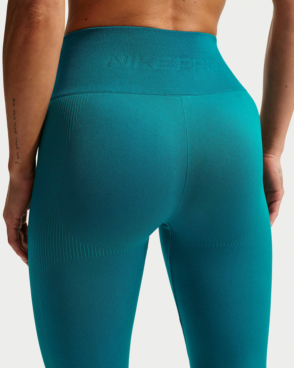 NP DF SMLS HR 7/8 TIGHT Damen Sporthose