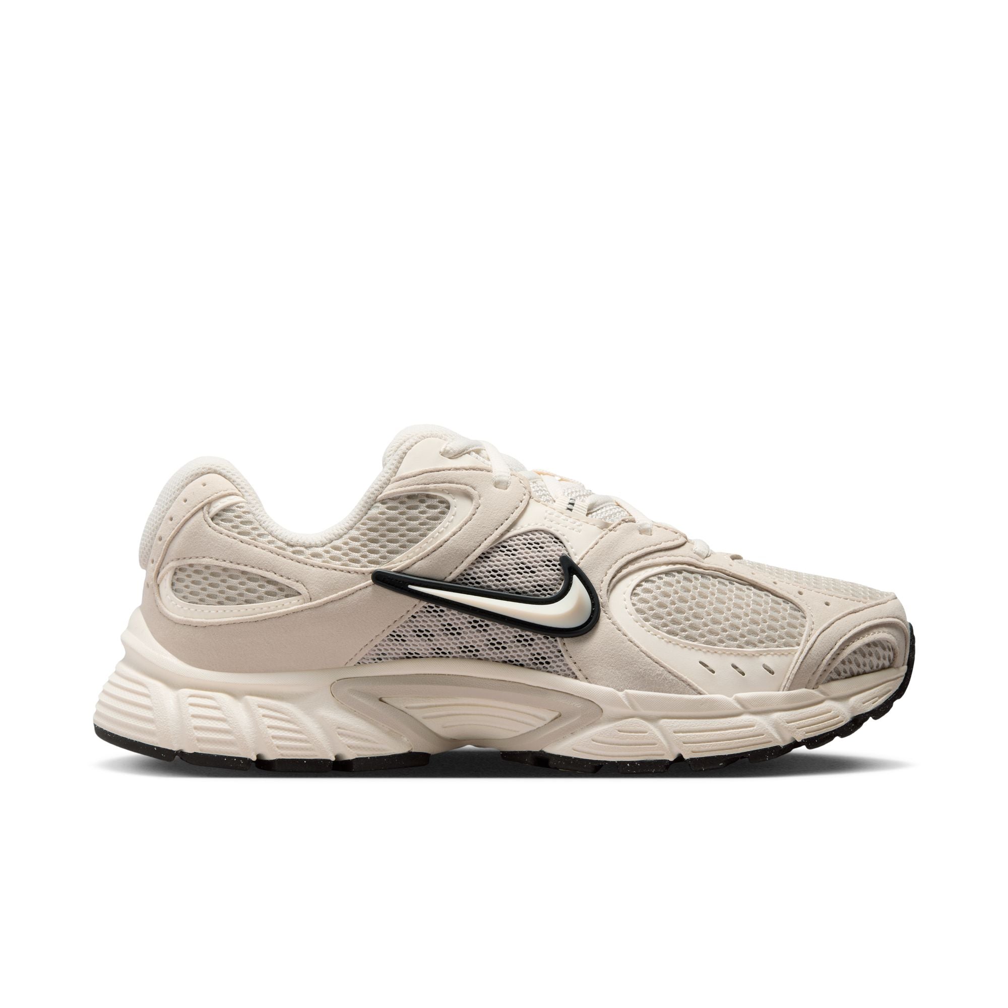 NIKE V5 RNR Damen Sneaker mit Retro-Design