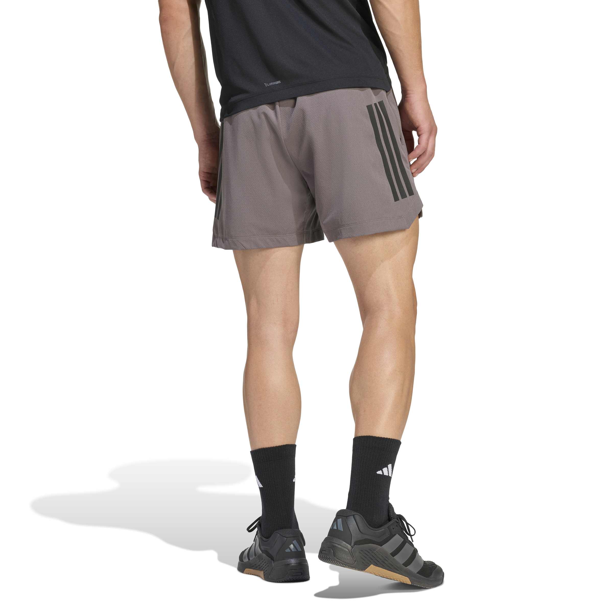 D4T POWER 3-STREIFEN SHORTS
