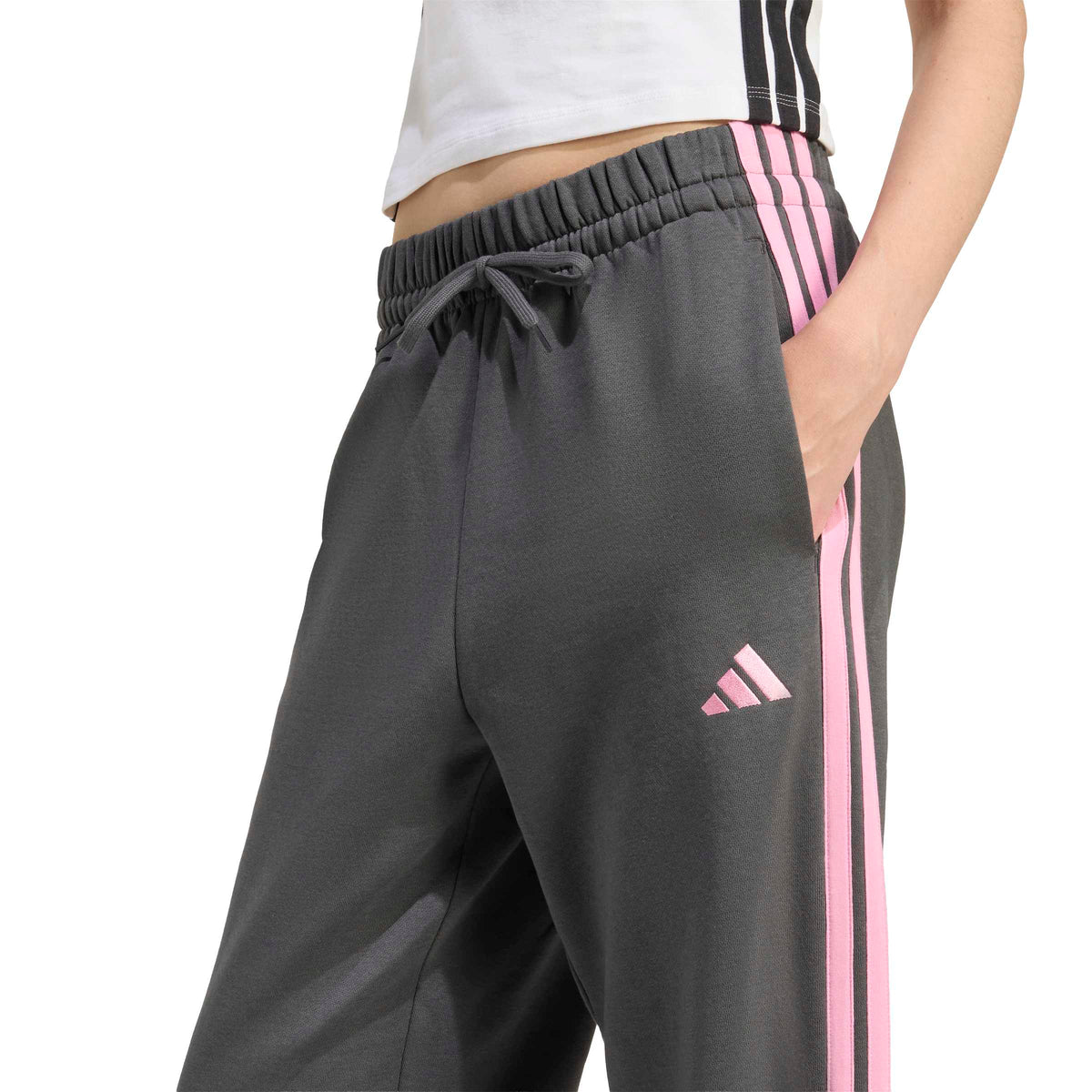 Essentials 3-Streifen Open-Hem French Terry Hose Damen