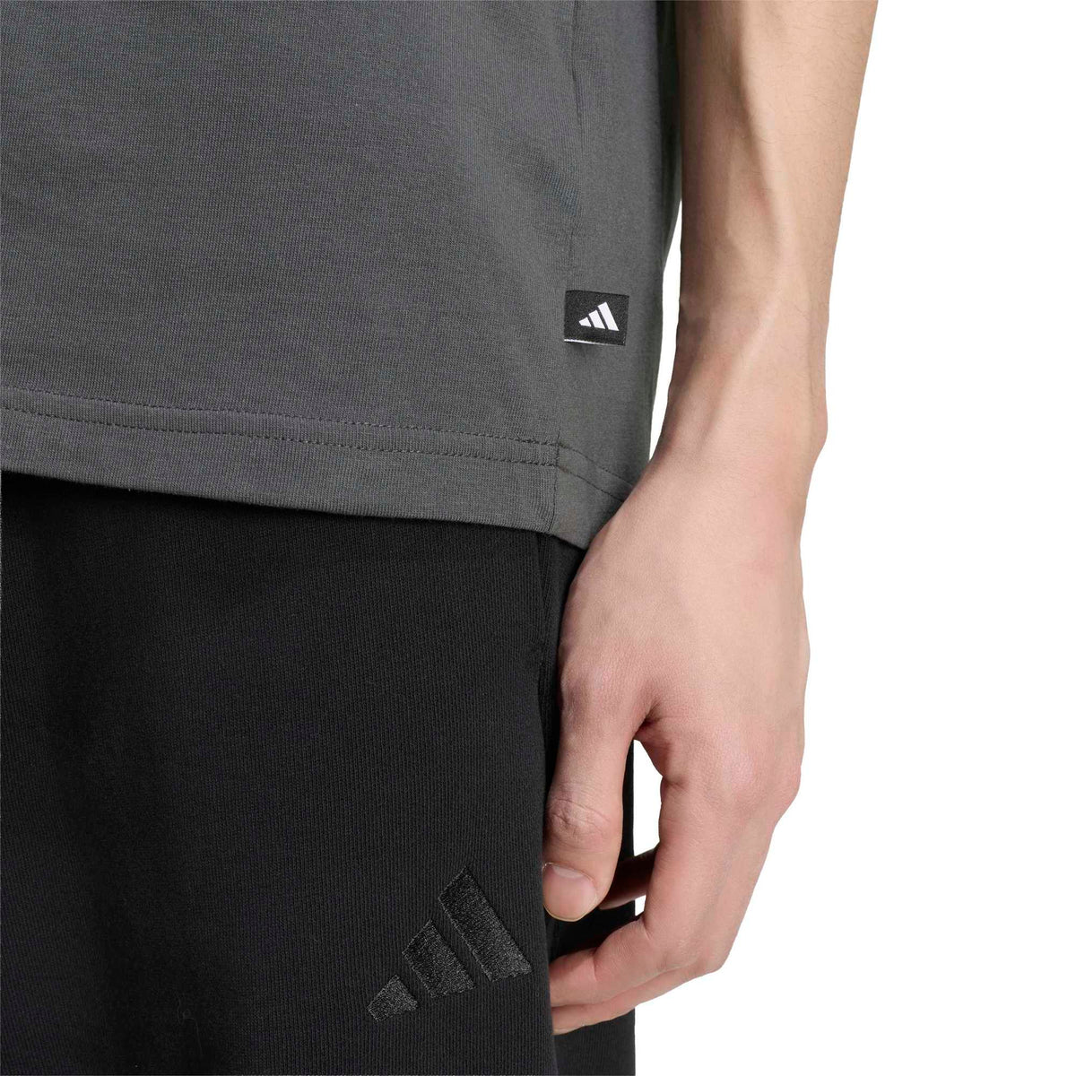 EMB SLIDES T Herren T-Shirt