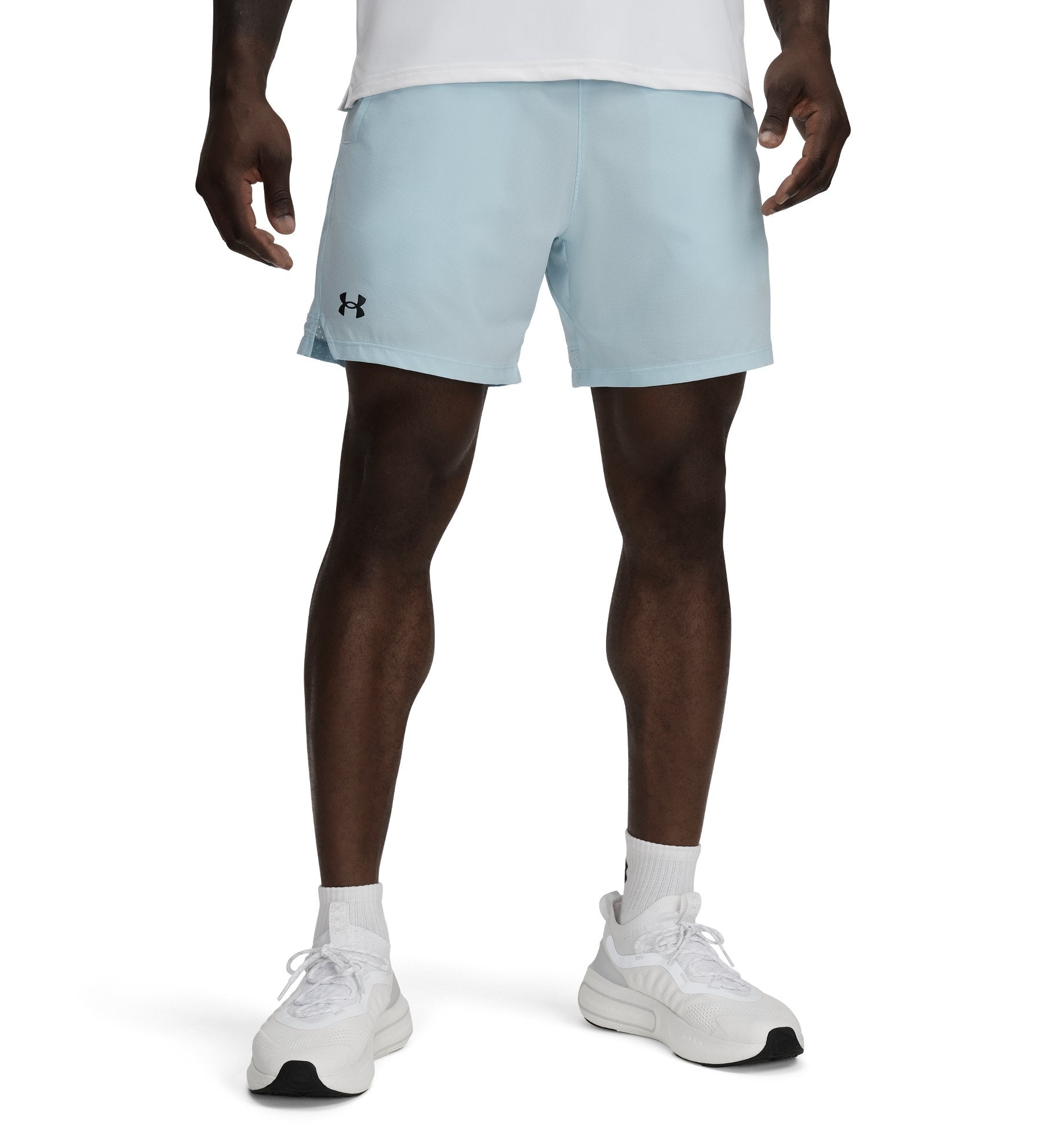UNDER ARMOUR UA Vanish Woven 6in Shorts - Blau