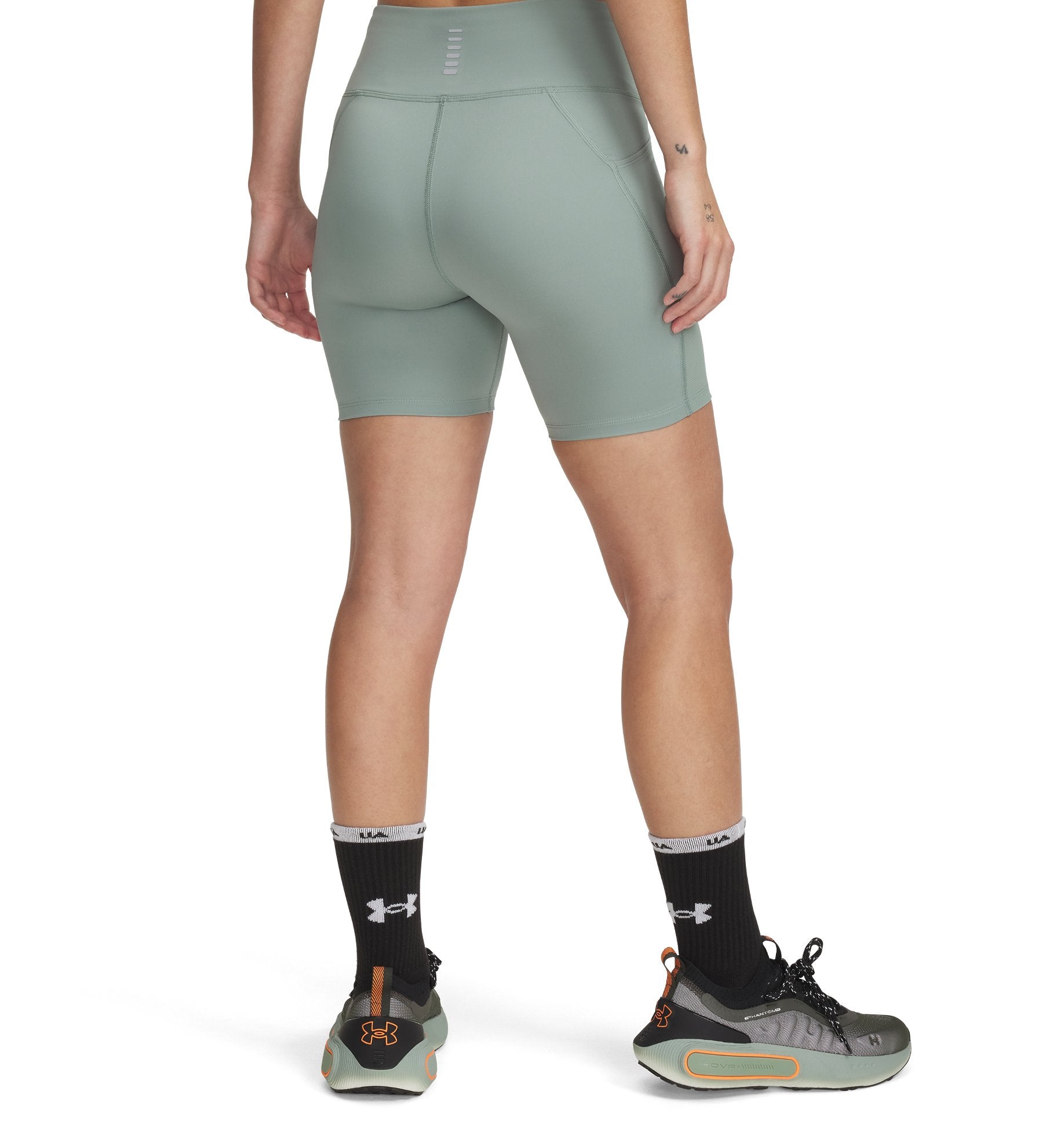 UA LAUNCH 6" SHORT