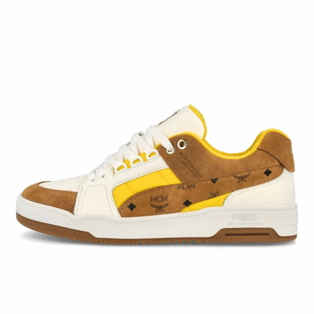 Sport Förg PUMA X MCM Slipstream Lo Sneaker Wildleder