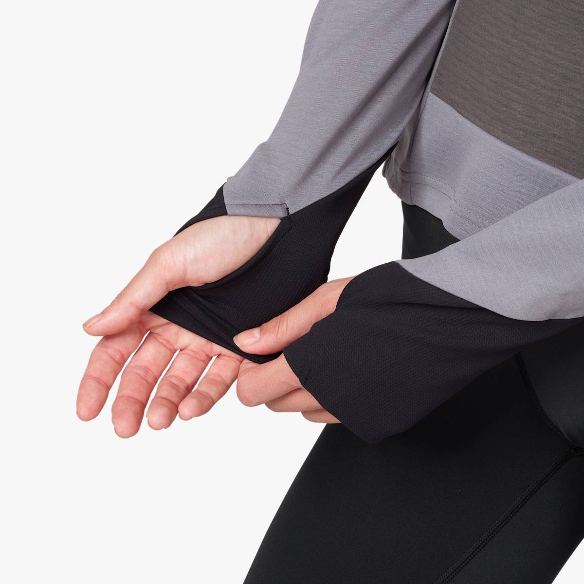 ON Weather-Shirt W – Atmungsaktives & Wasserabweisendes Laufshirt