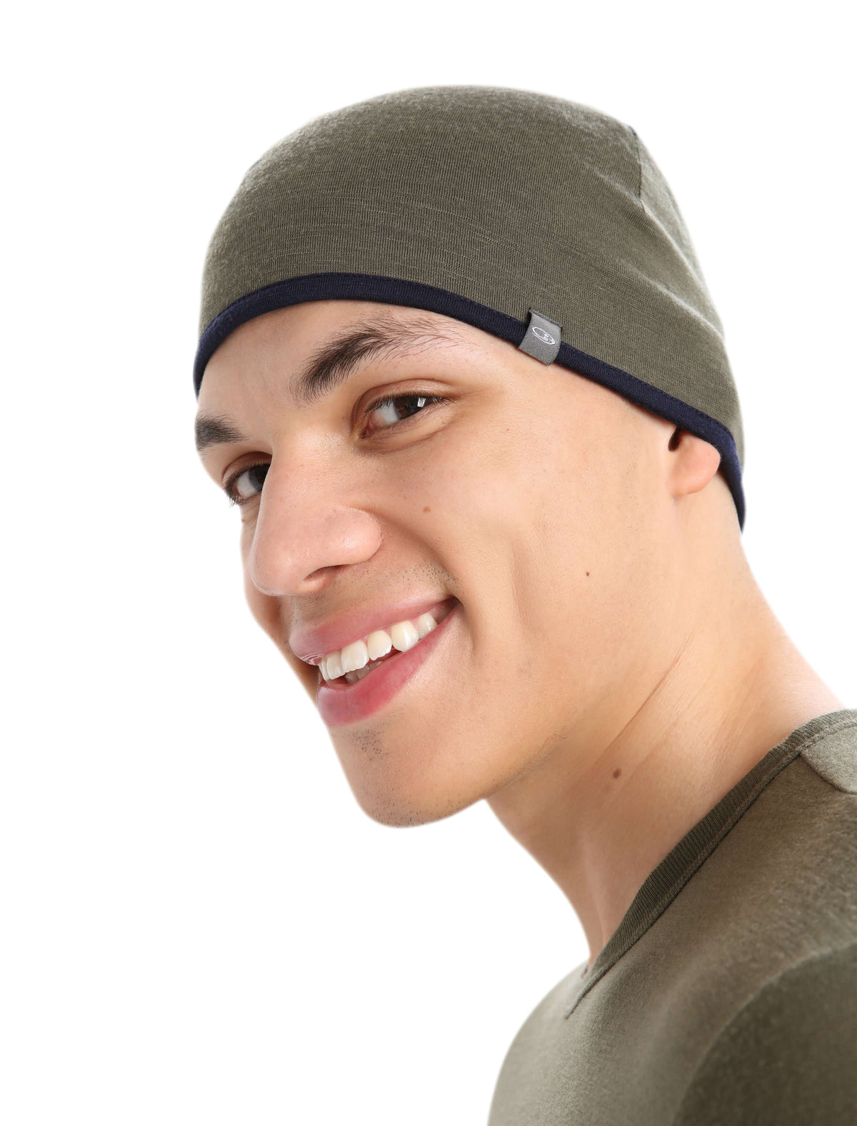 U Pocket Hat – Wende-Mütze aus Merinowolle